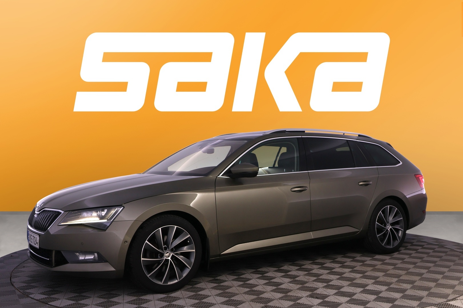 SKODA Superb 2016