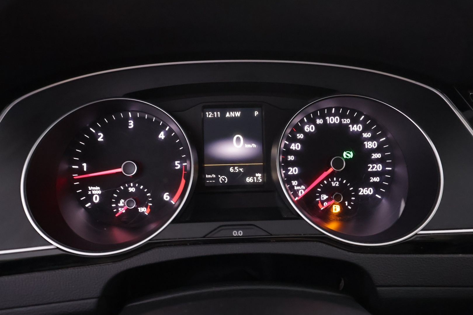 VOLKSWAGEN Passat 2016