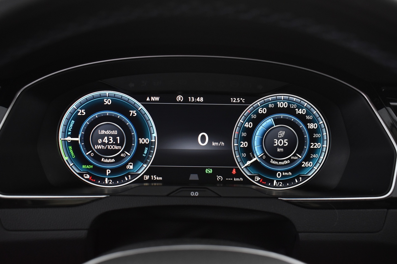 VOLKSWAGEN Passat 2016