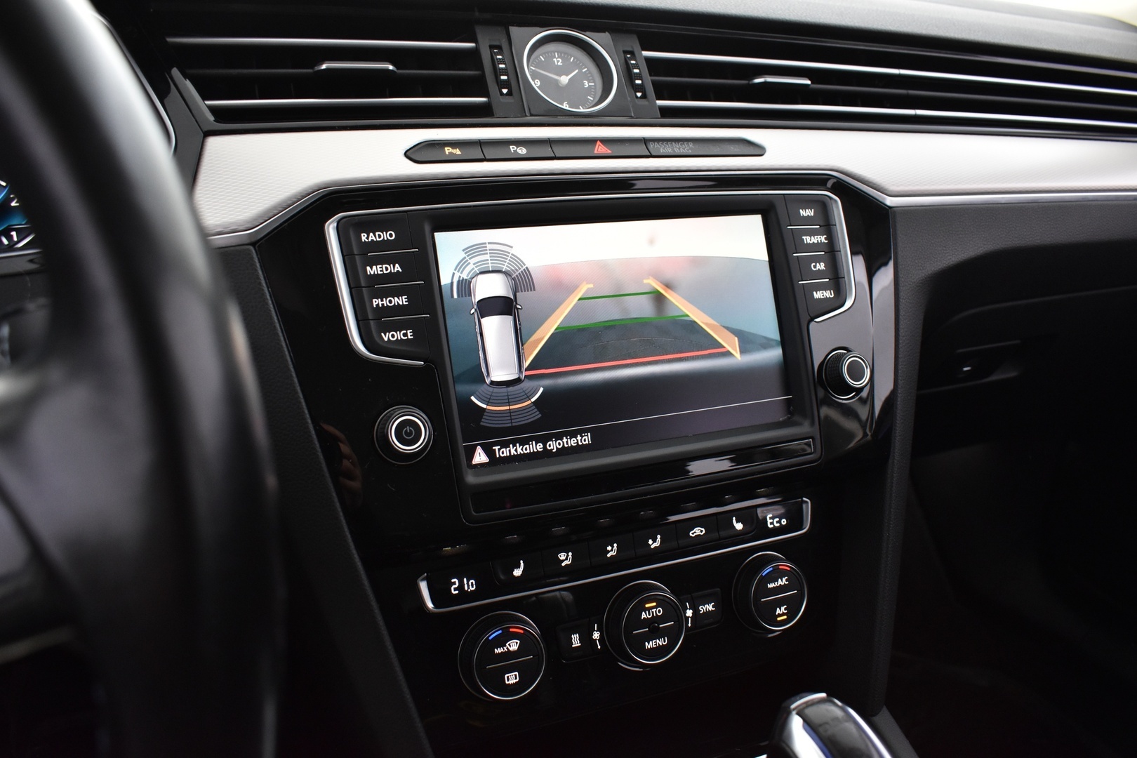 VOLKSWAGEN Passat 2016