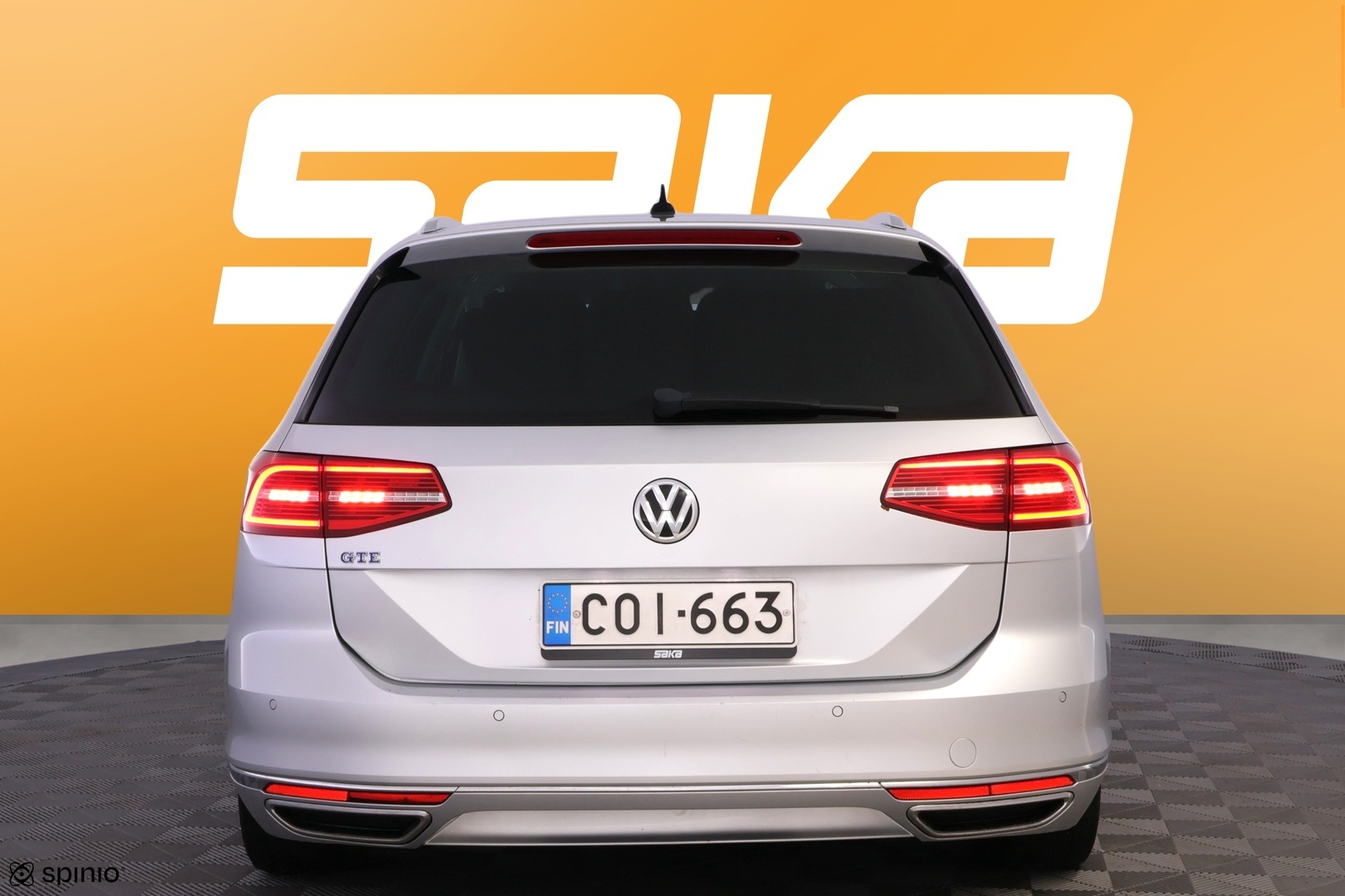 VOLKSWAGEN Passat 2016