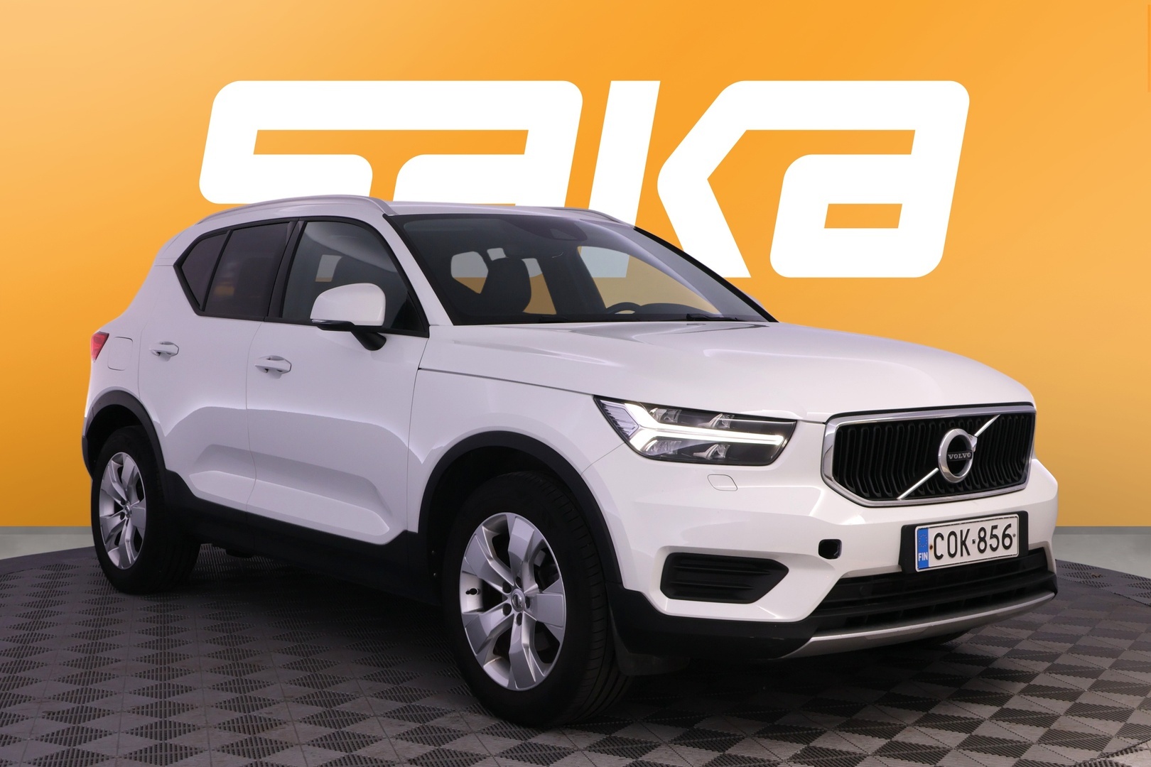 VOLVO XC40 2020