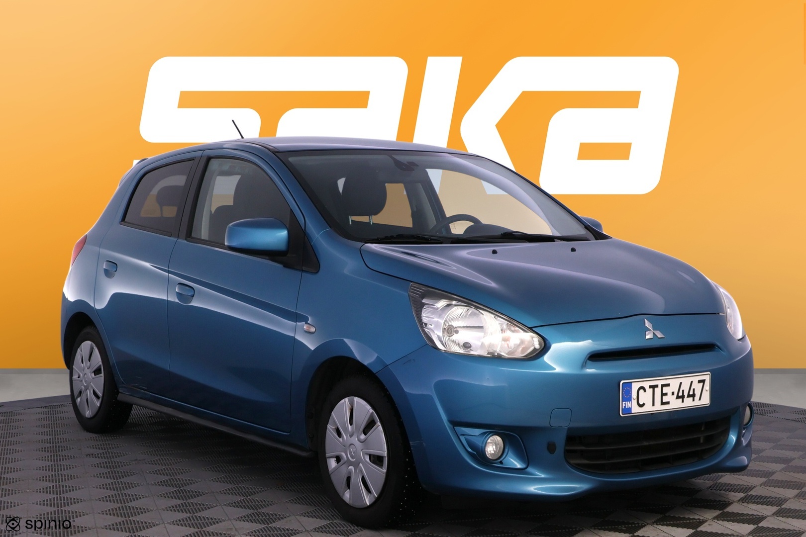 MITSUBISHI Space Star 2015