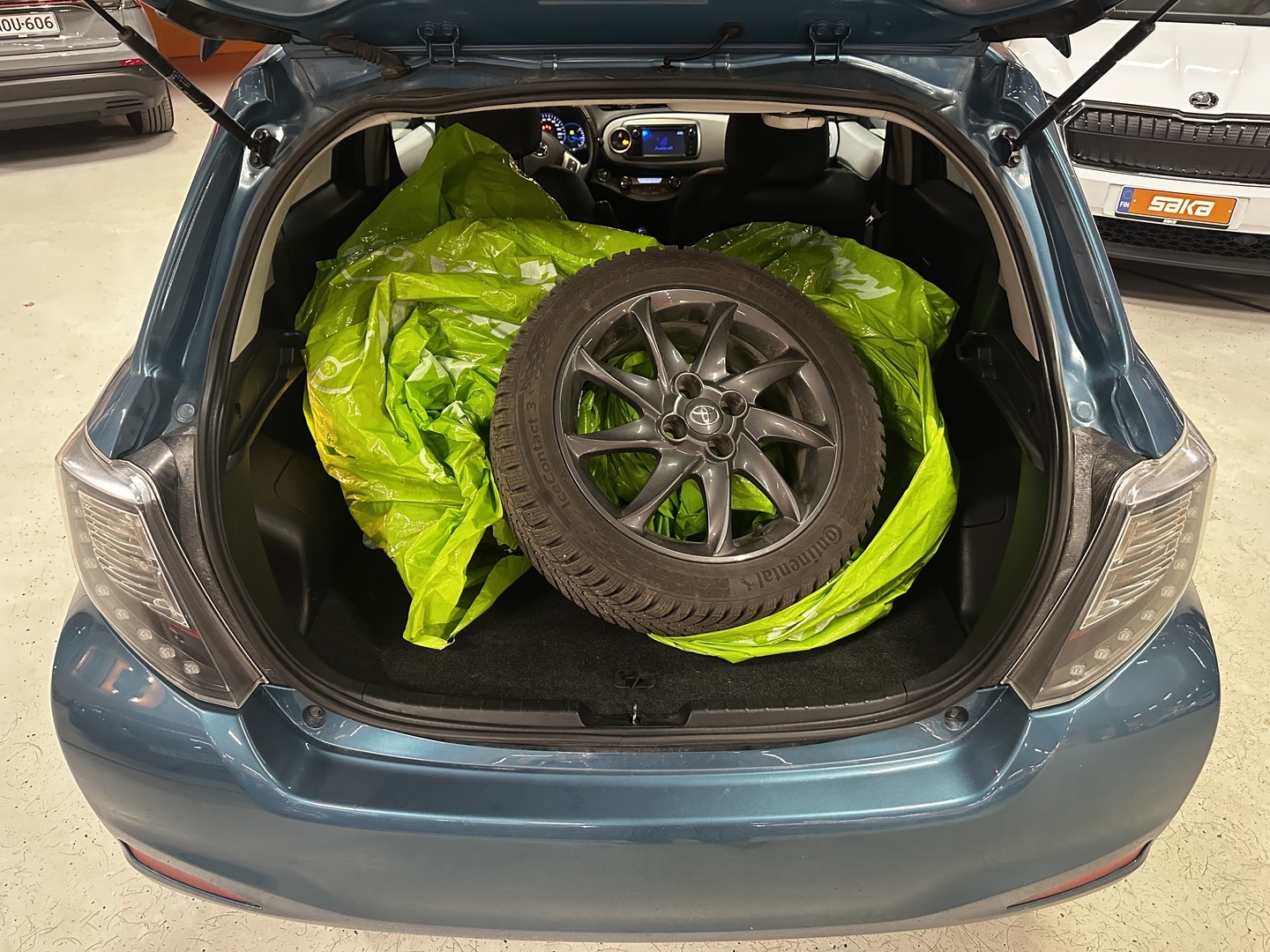 TOYOTA Yaris 2013
