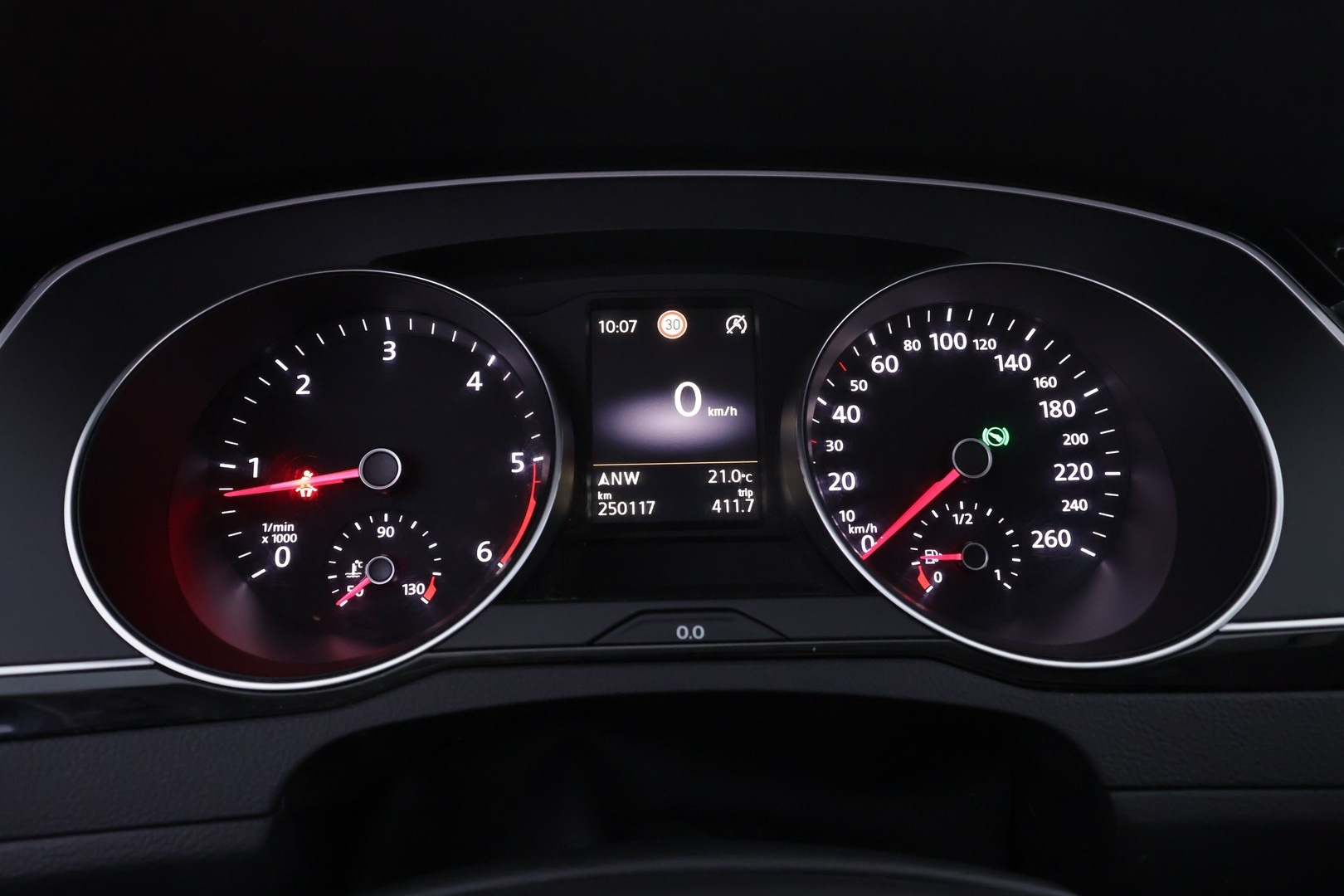 VOLKSWAGEN Passat 2016