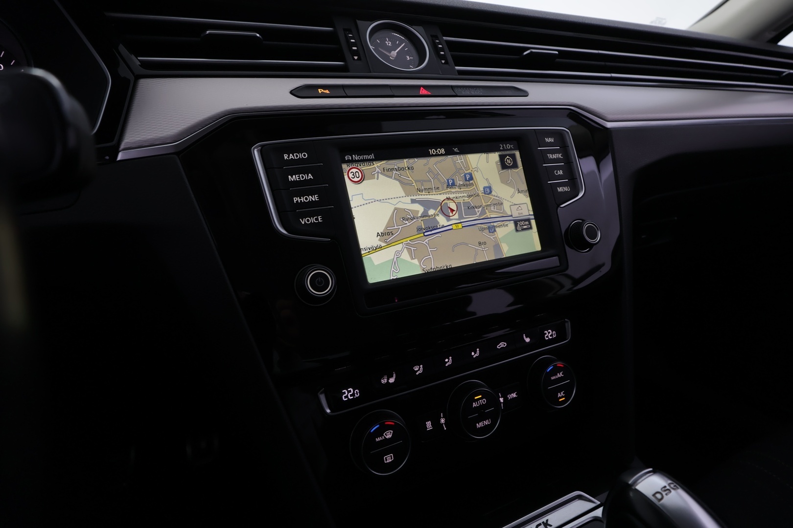 VOLKSWAGEN Passat 2016
