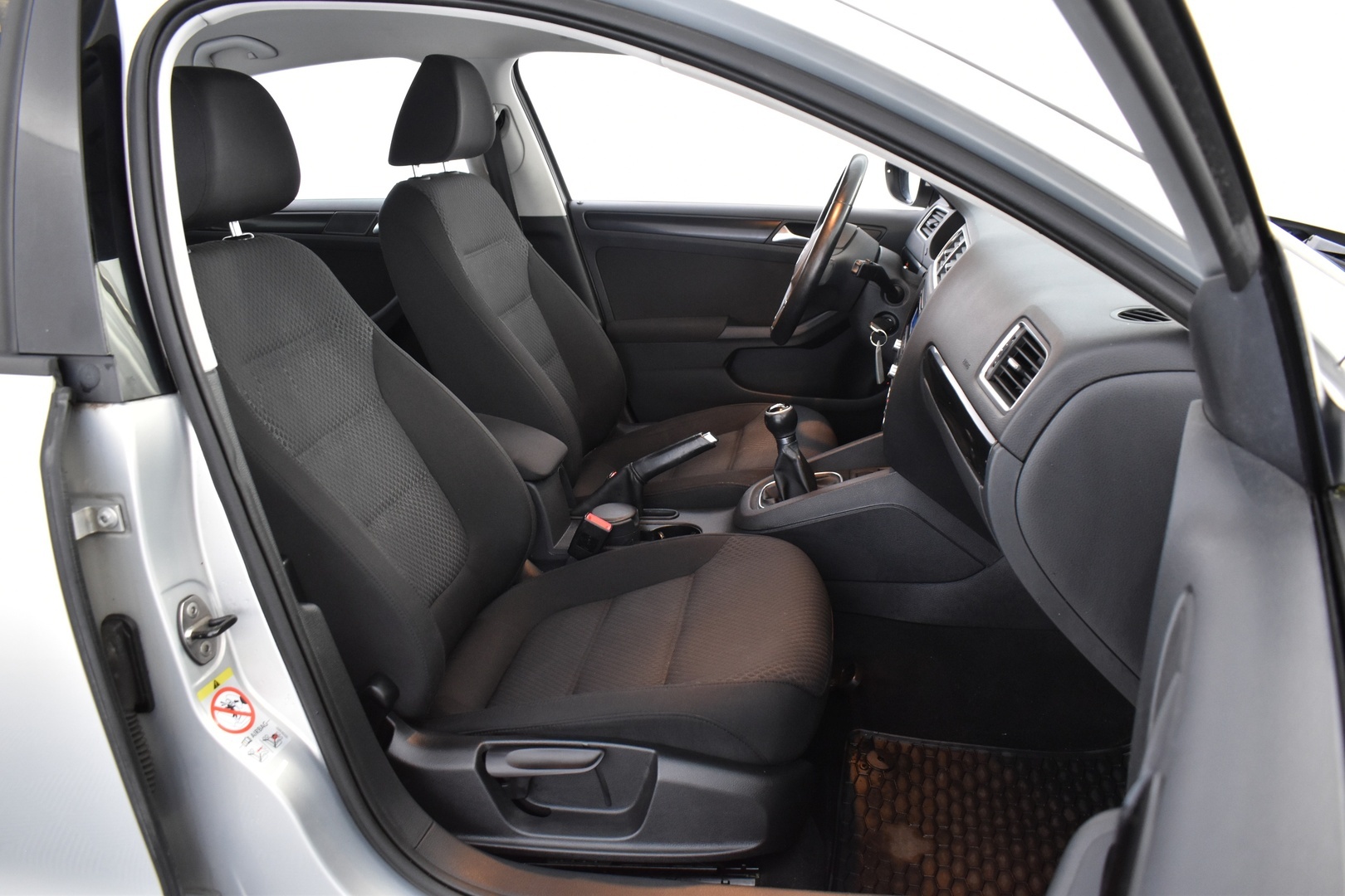 VOLKSWAGEN Jetta 2011