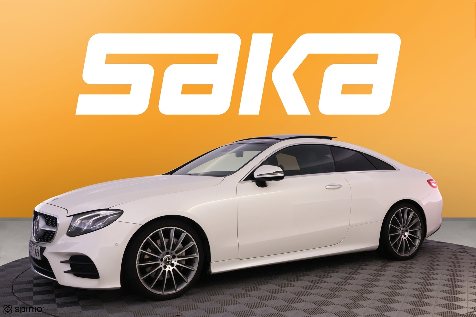 MERCEDES-BENZ E 2017