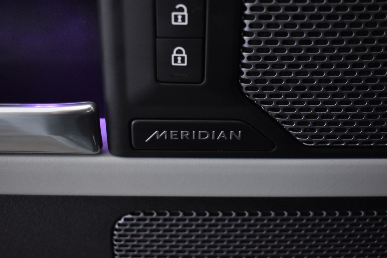 LAND ROVER Defender 2022