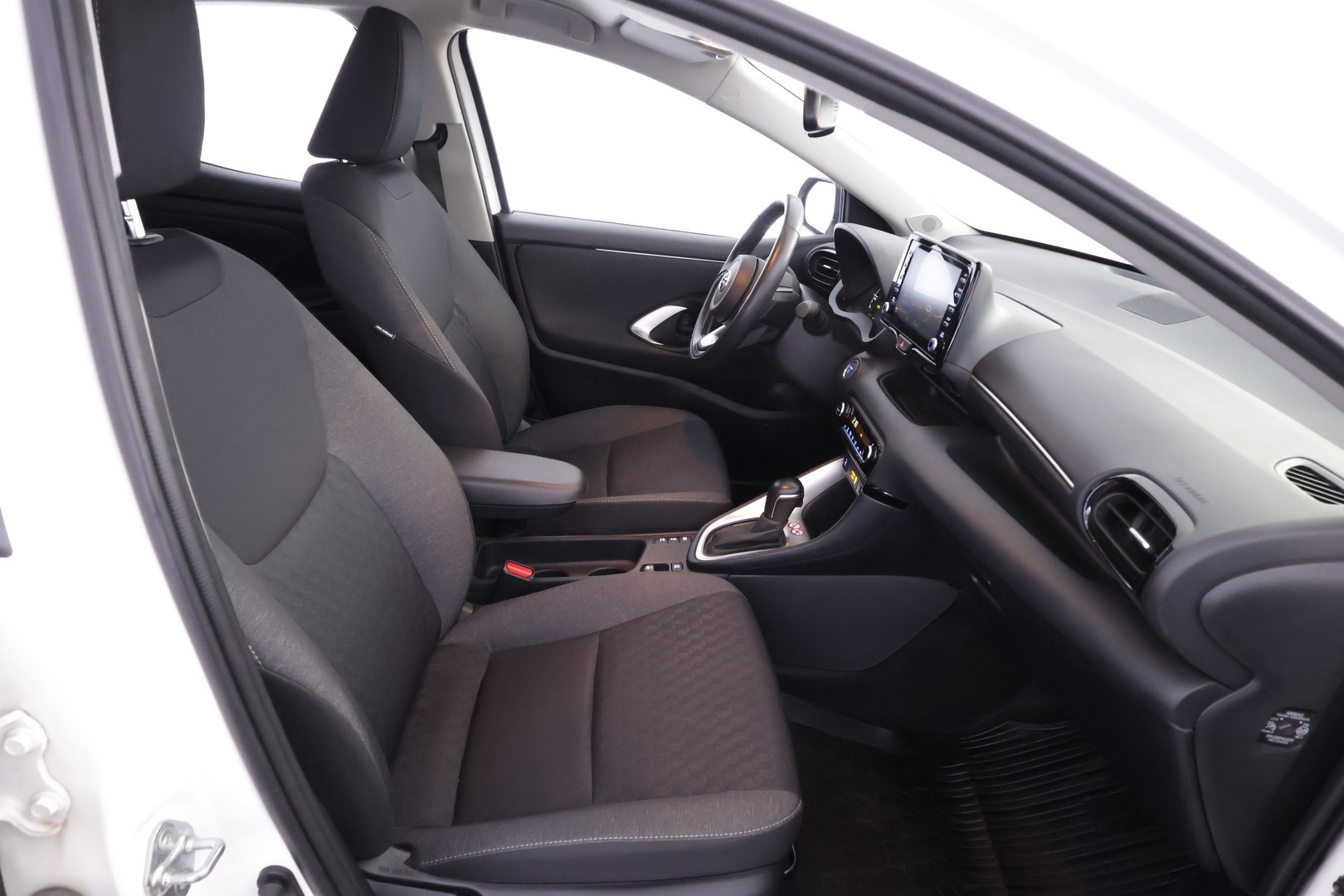 TOYOTA Yaris 2022