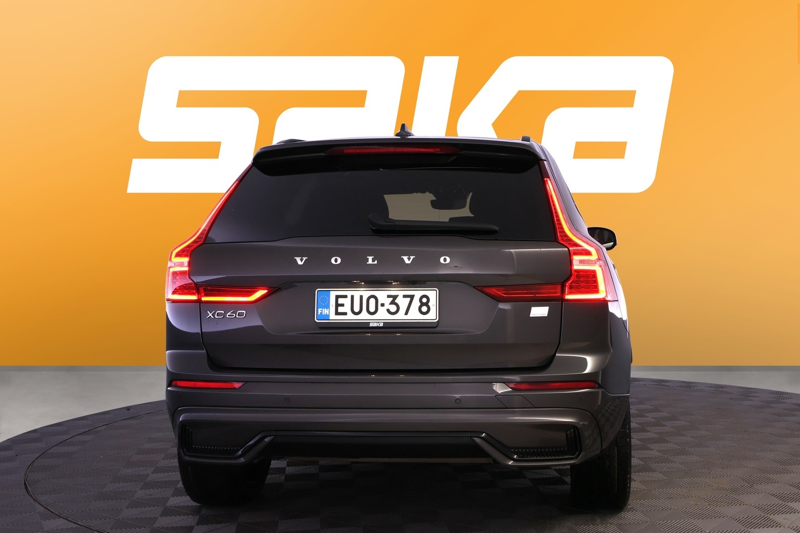 VOLVO XC60 2022