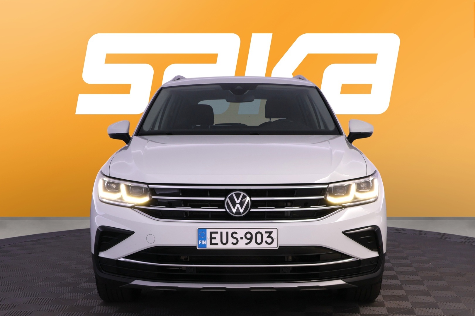 VOLKSWAGEN Tiguan 2024