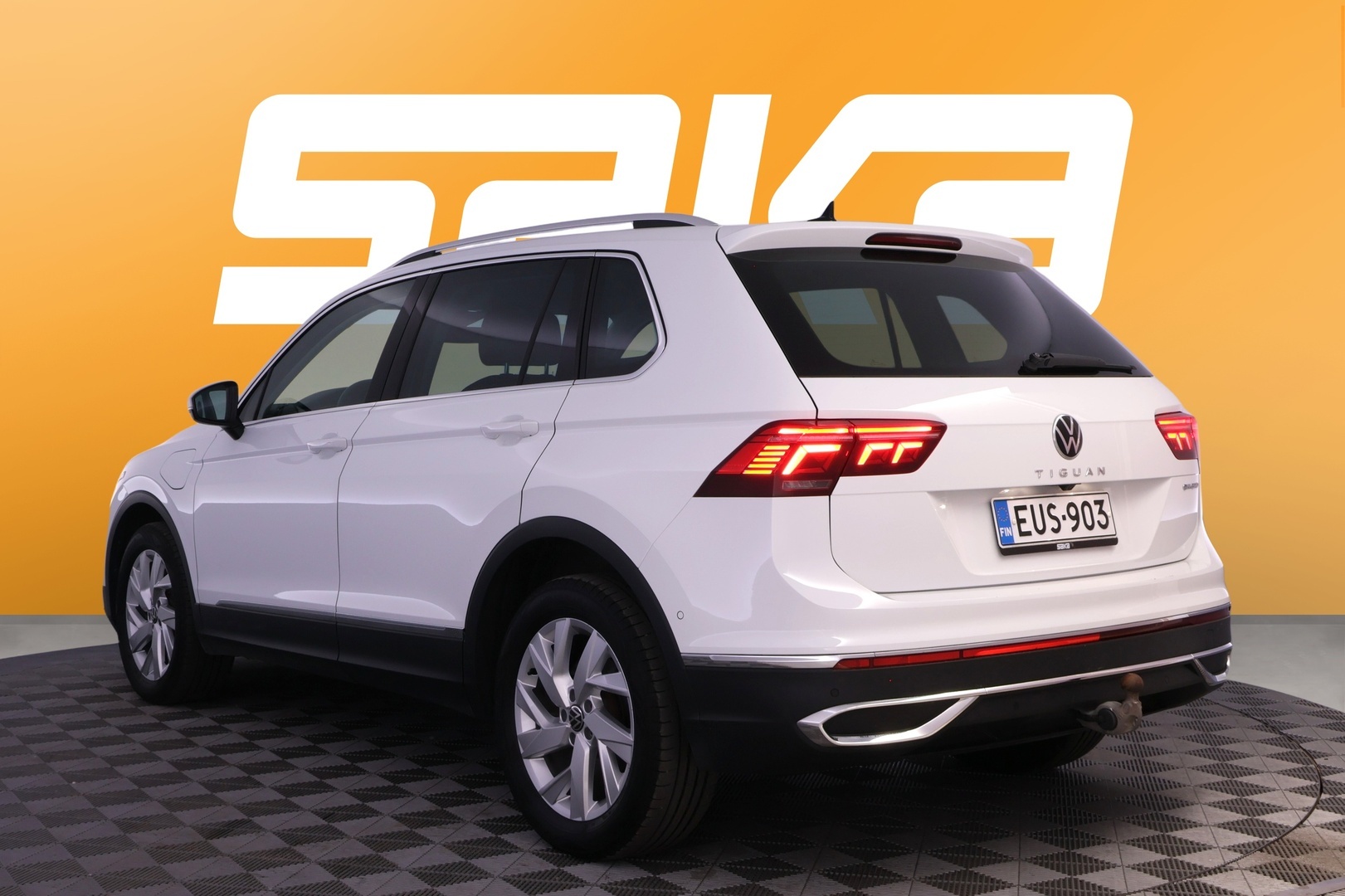 VOLKSWAGEN Tiguan 2024