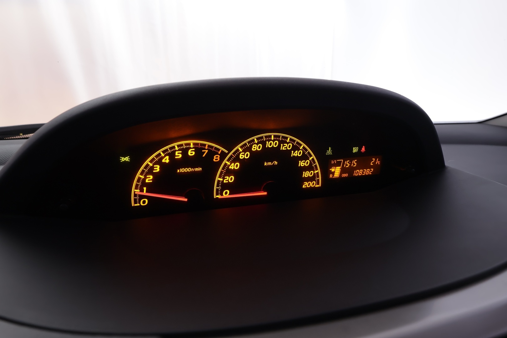 TOYOTA Yaris 2011