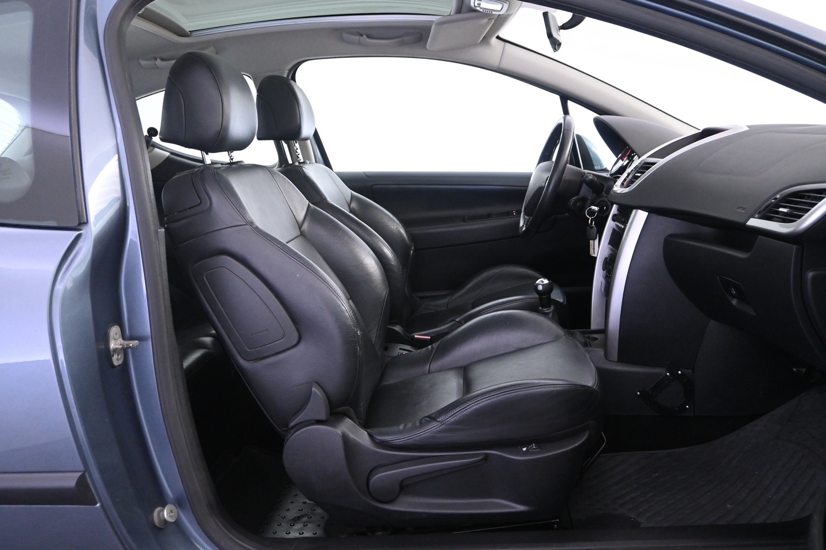 PEUGEOT 207 2007