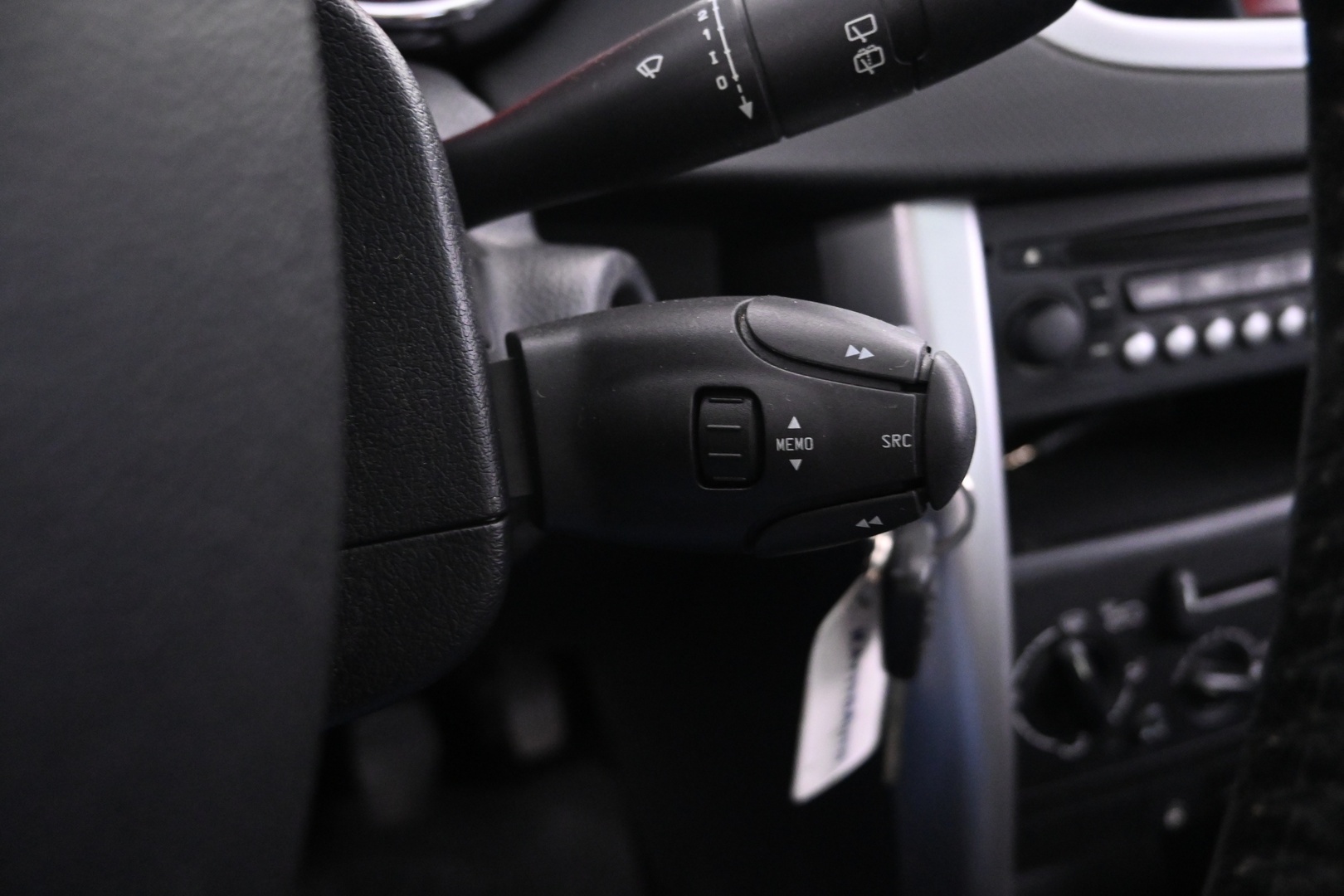 PEUGEOT 207 2007
