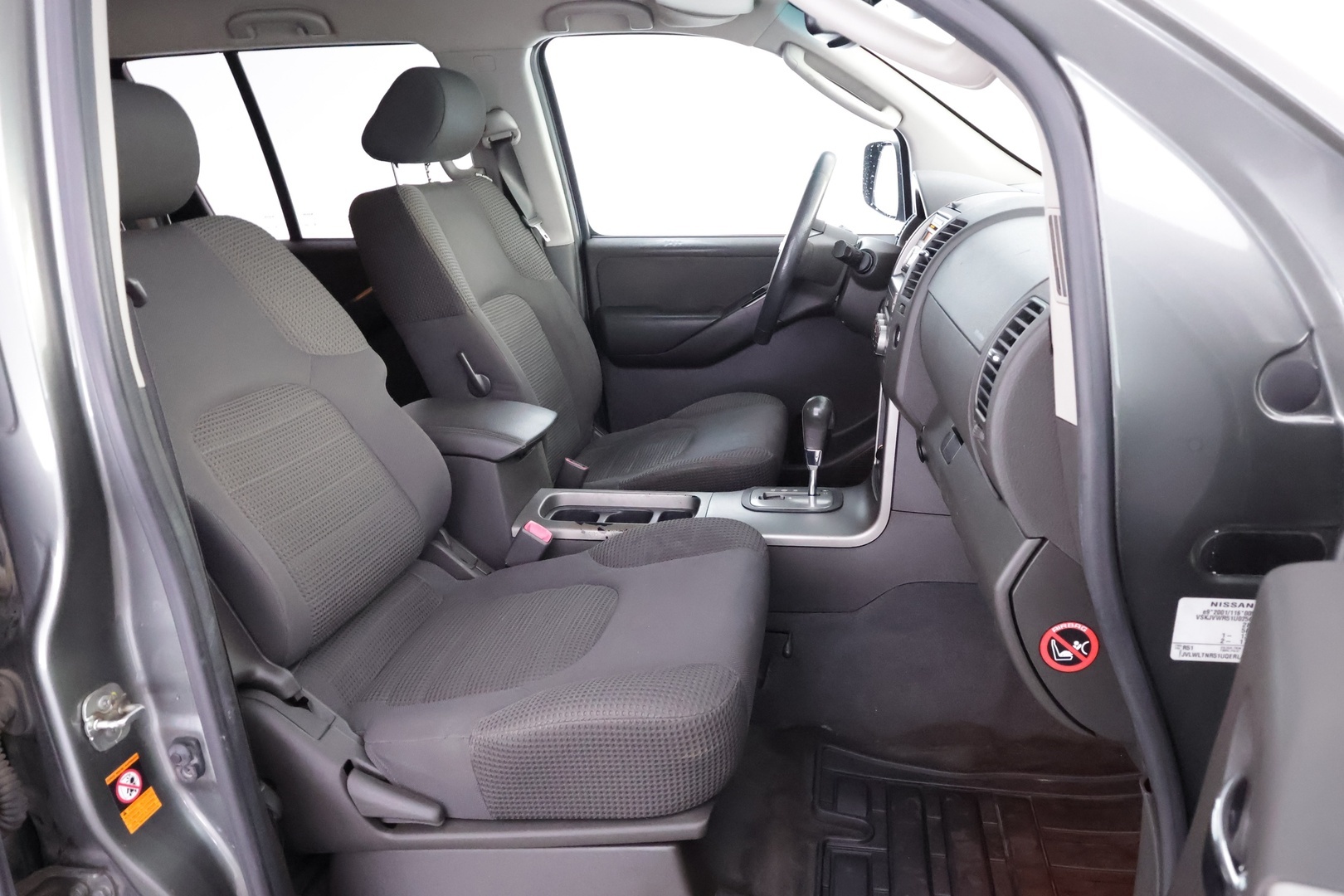 NISSAN Pathfinder 2008