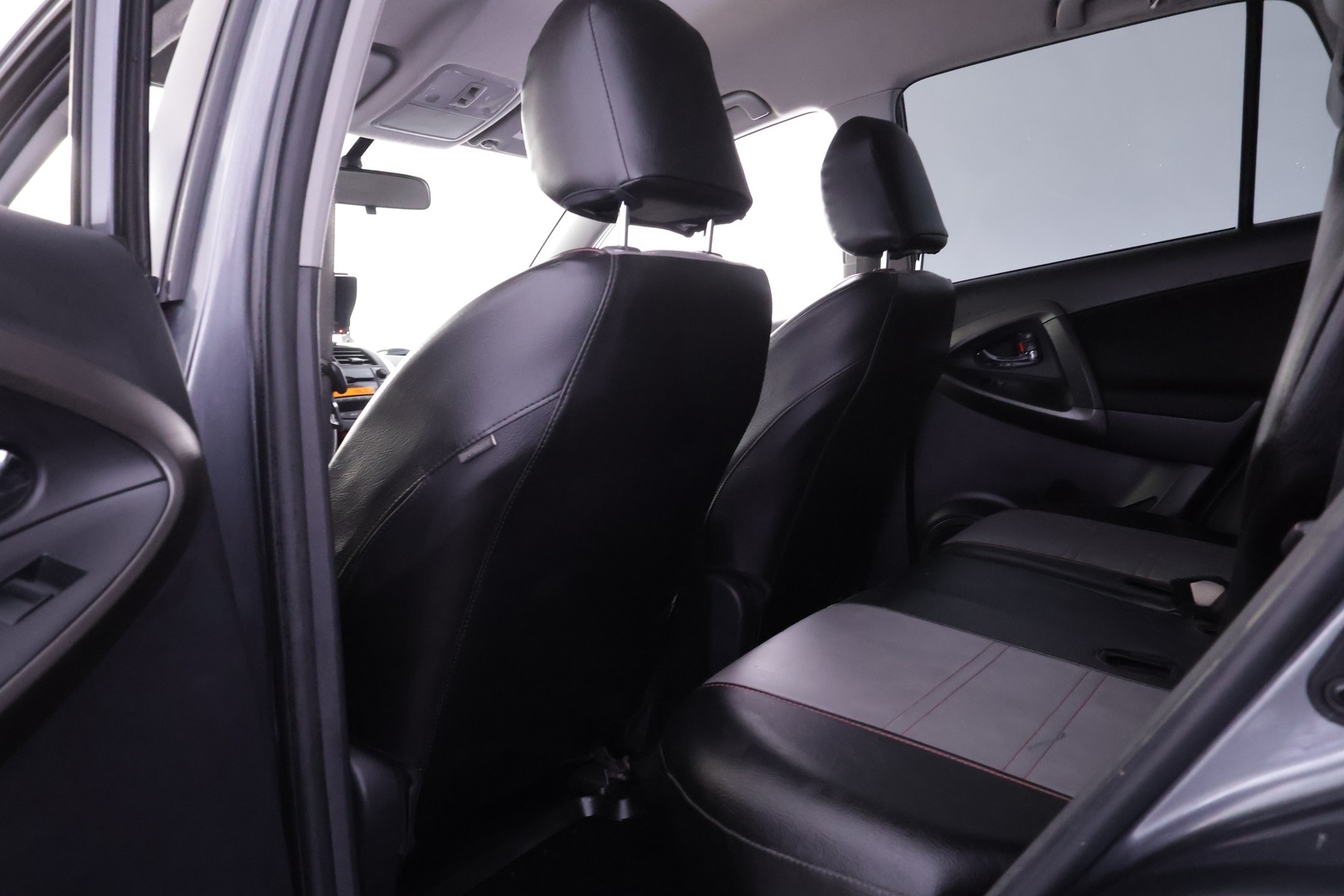 TOYOTA RAV4 2010