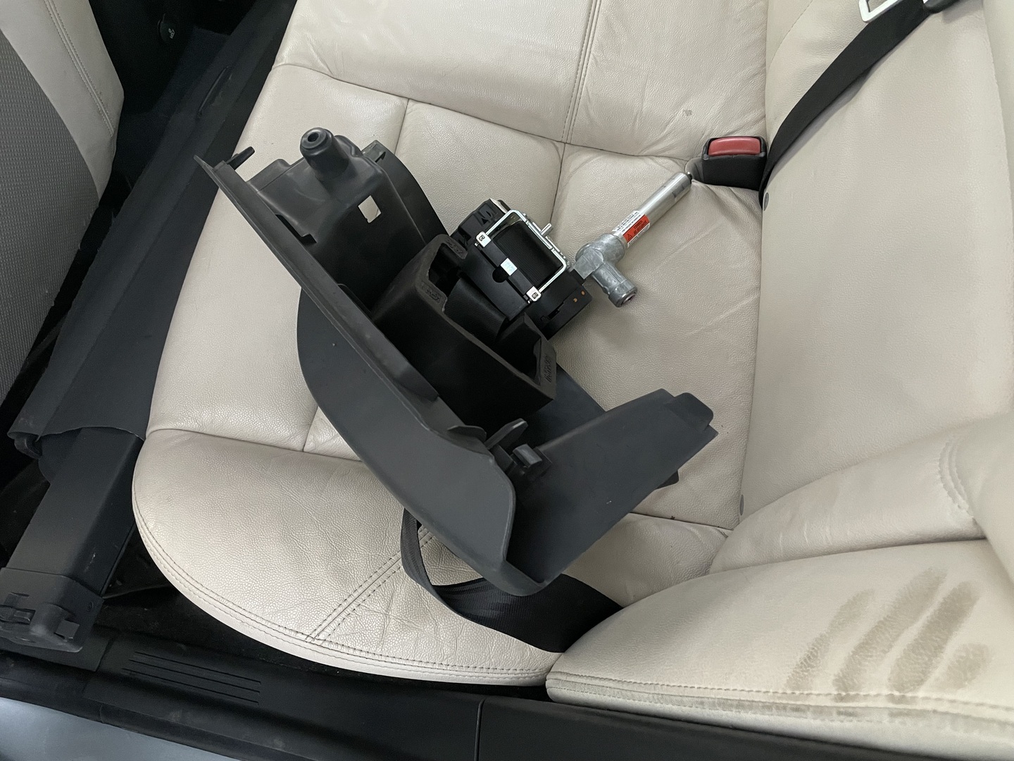 VOLVO V50 2011