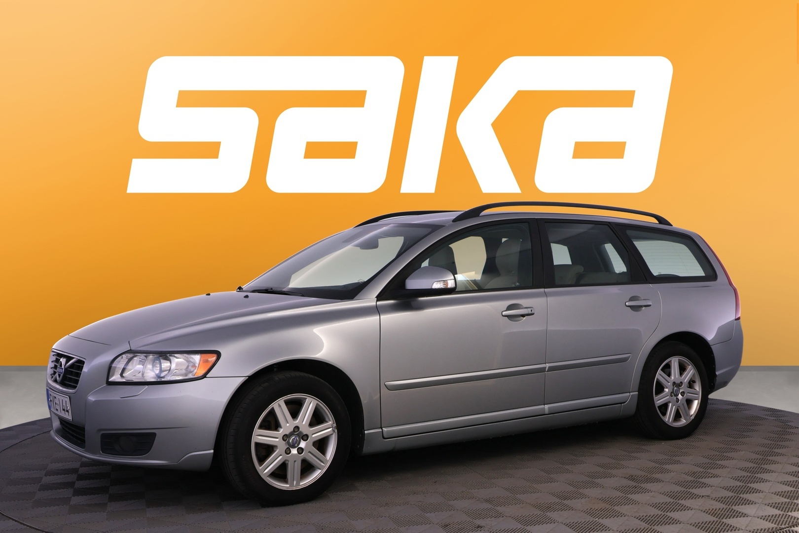 VOLVO V50 2011