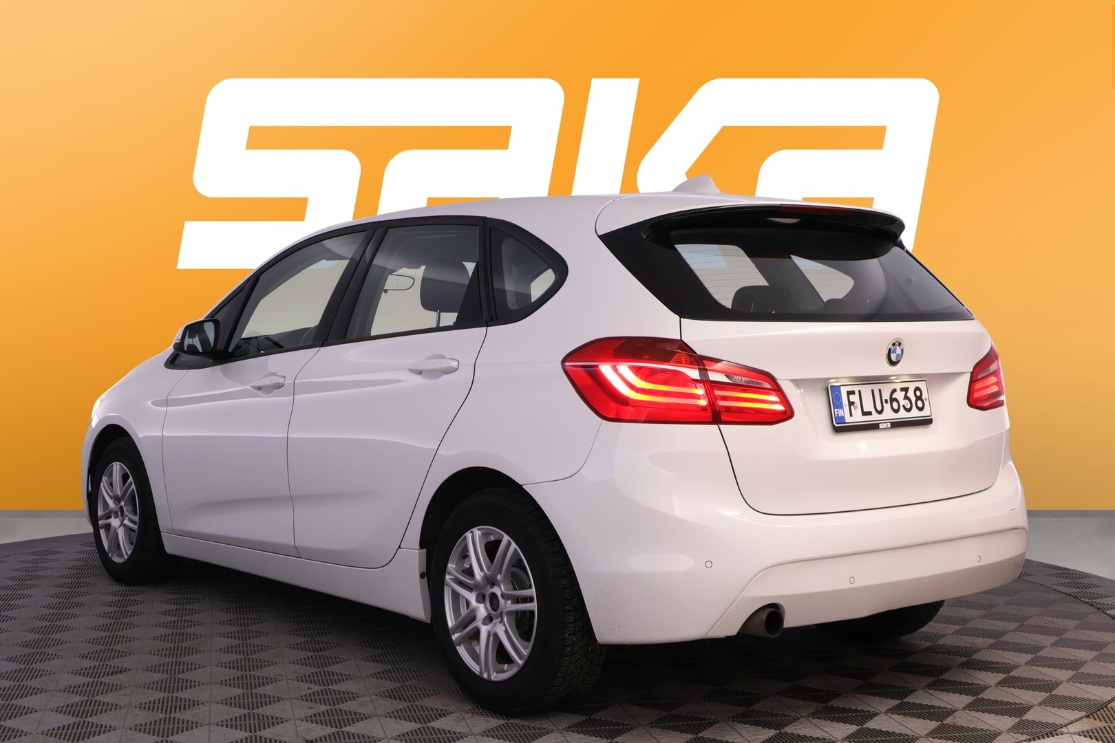 BMW 218 2015