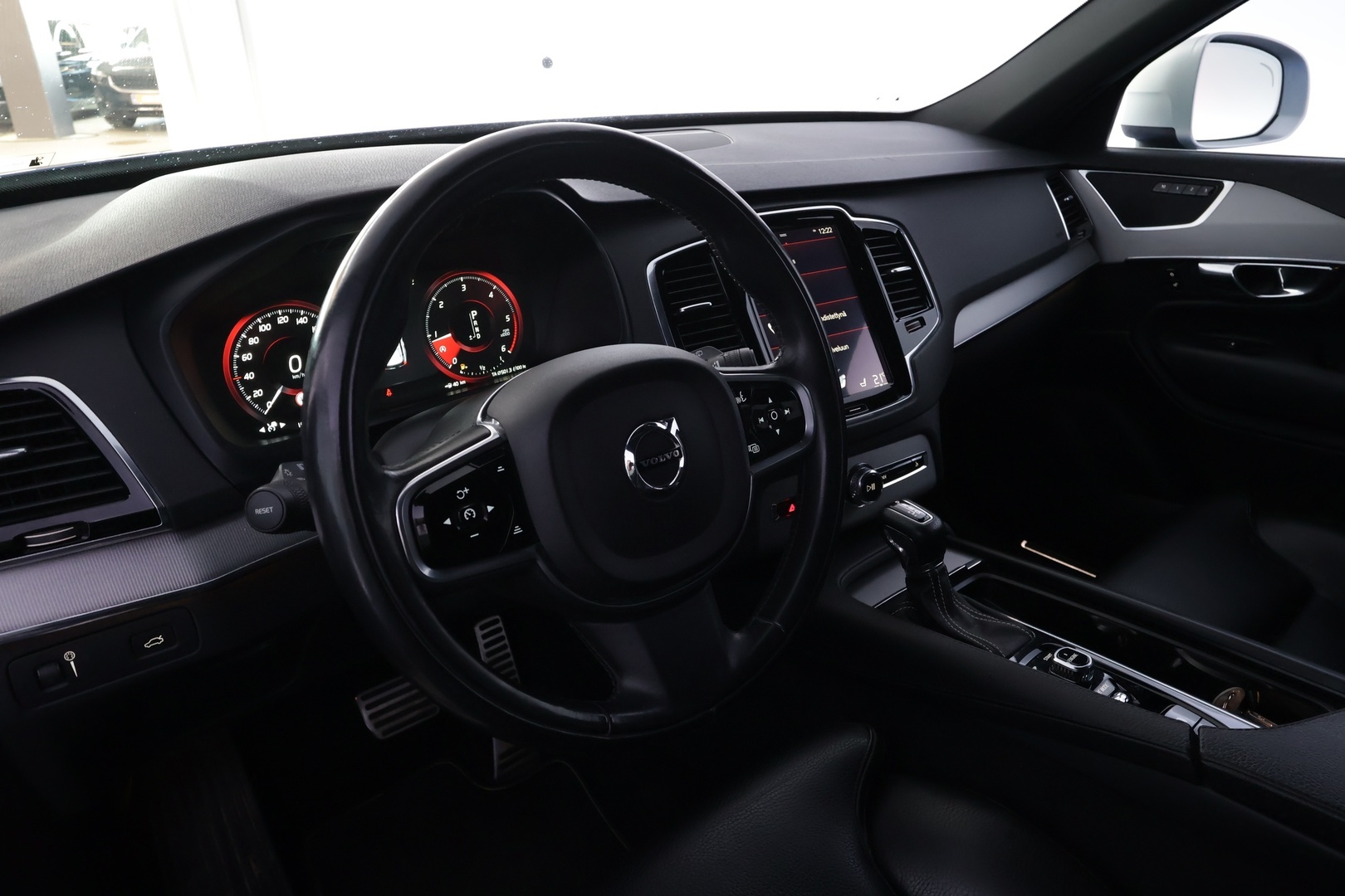 VOLVO XC90 2016