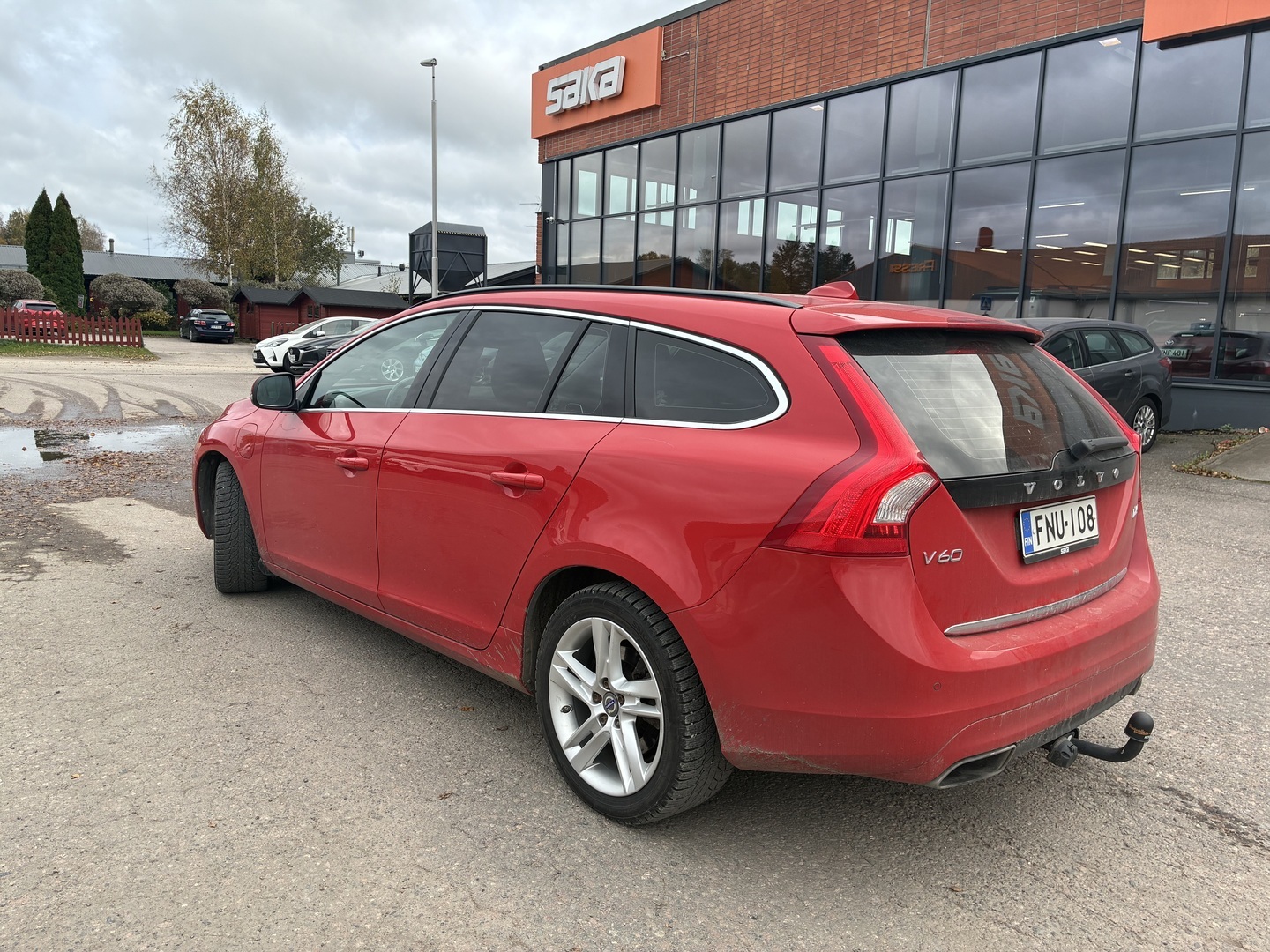 VOLVO V60 2016