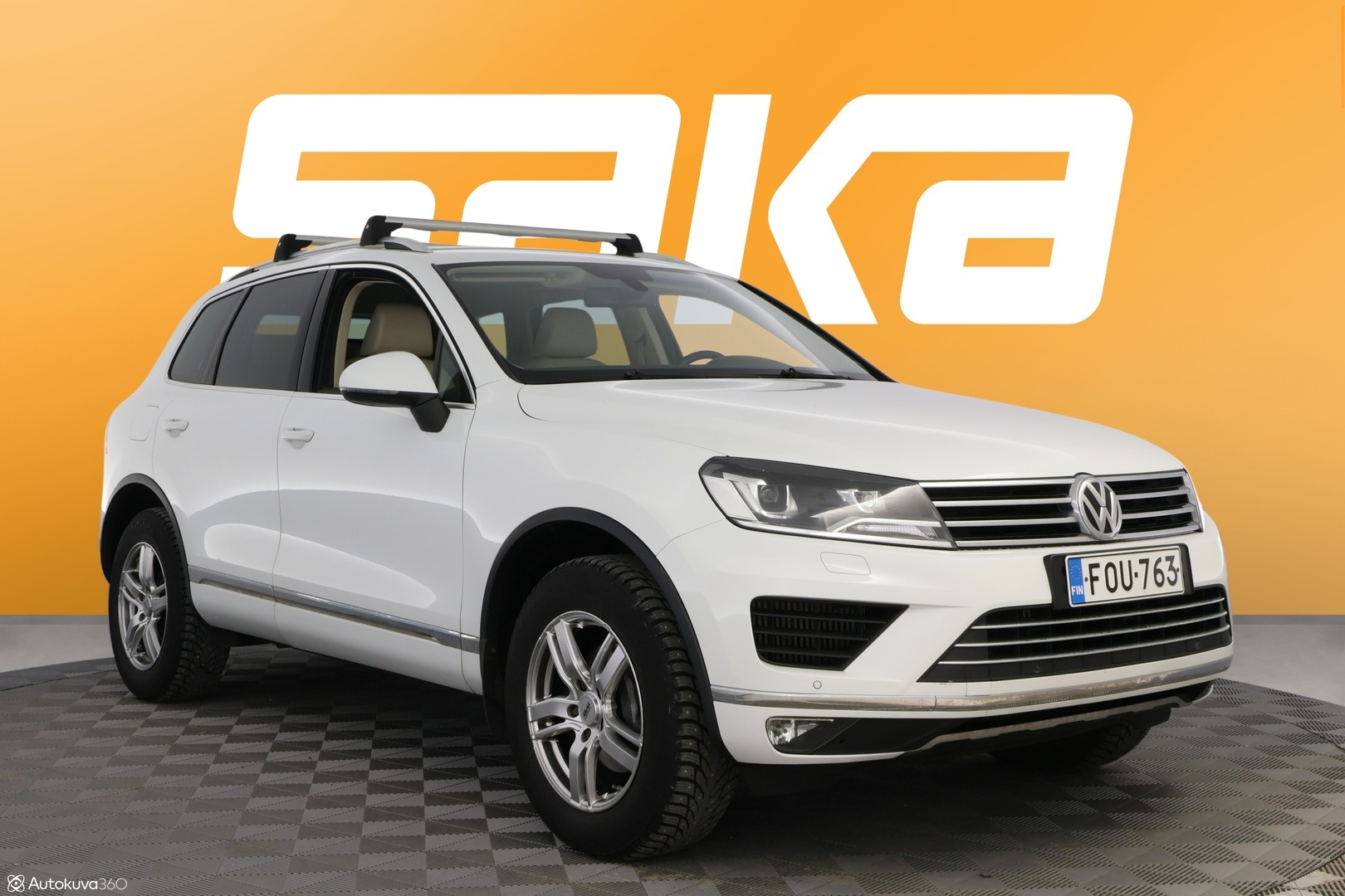 VOLKSWAGEN Touareg 2016