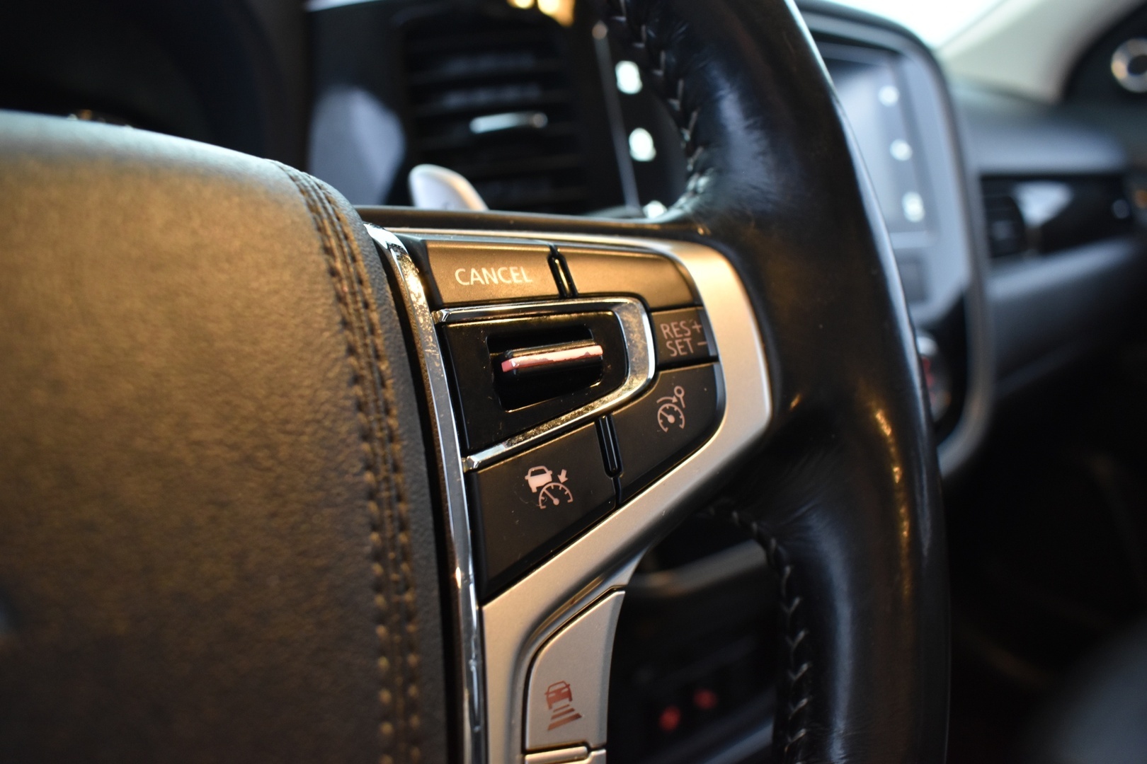 MITSUBISHI OUTLANDER PHEV 2018