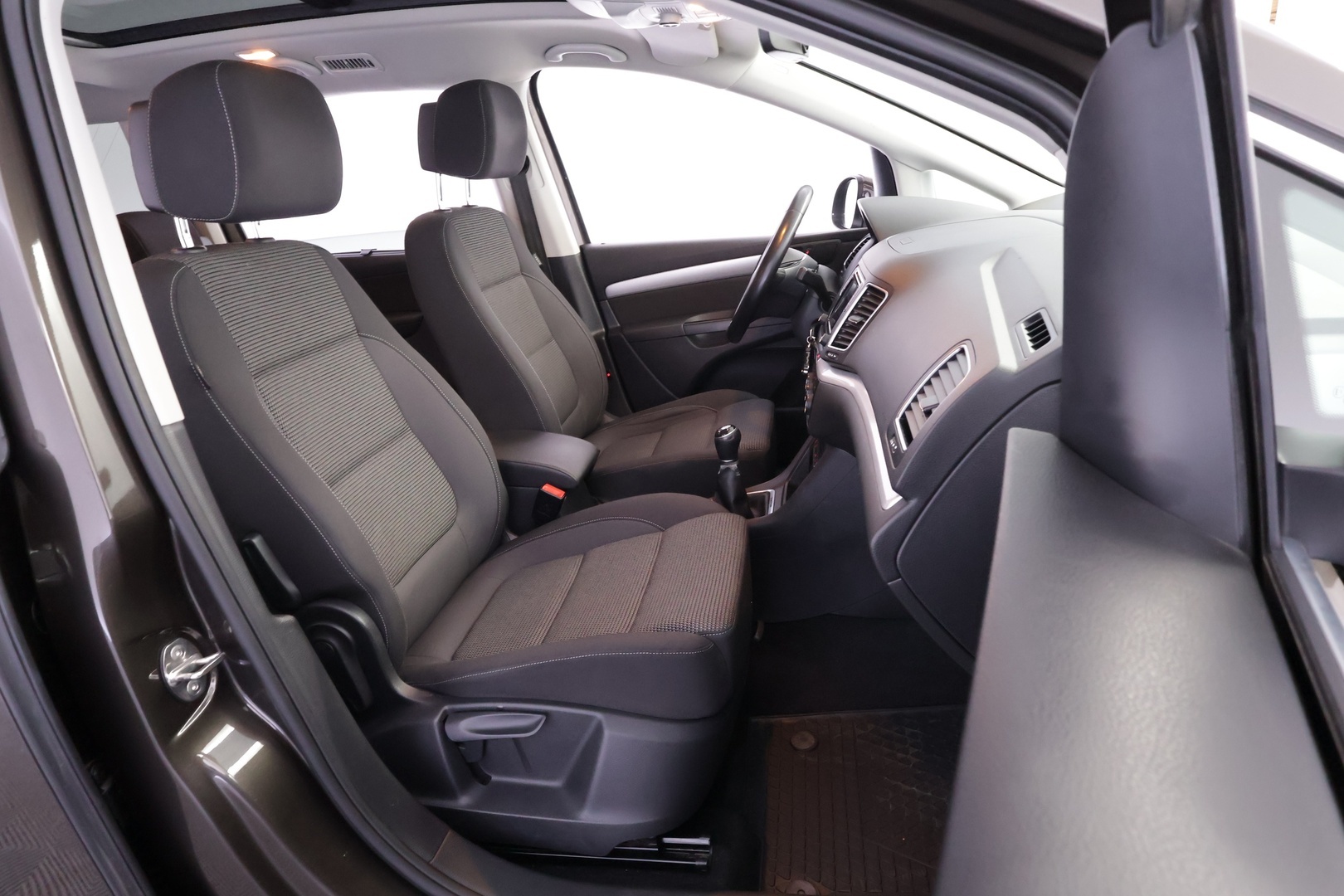 VOLKSWAGEN Sharan 2017