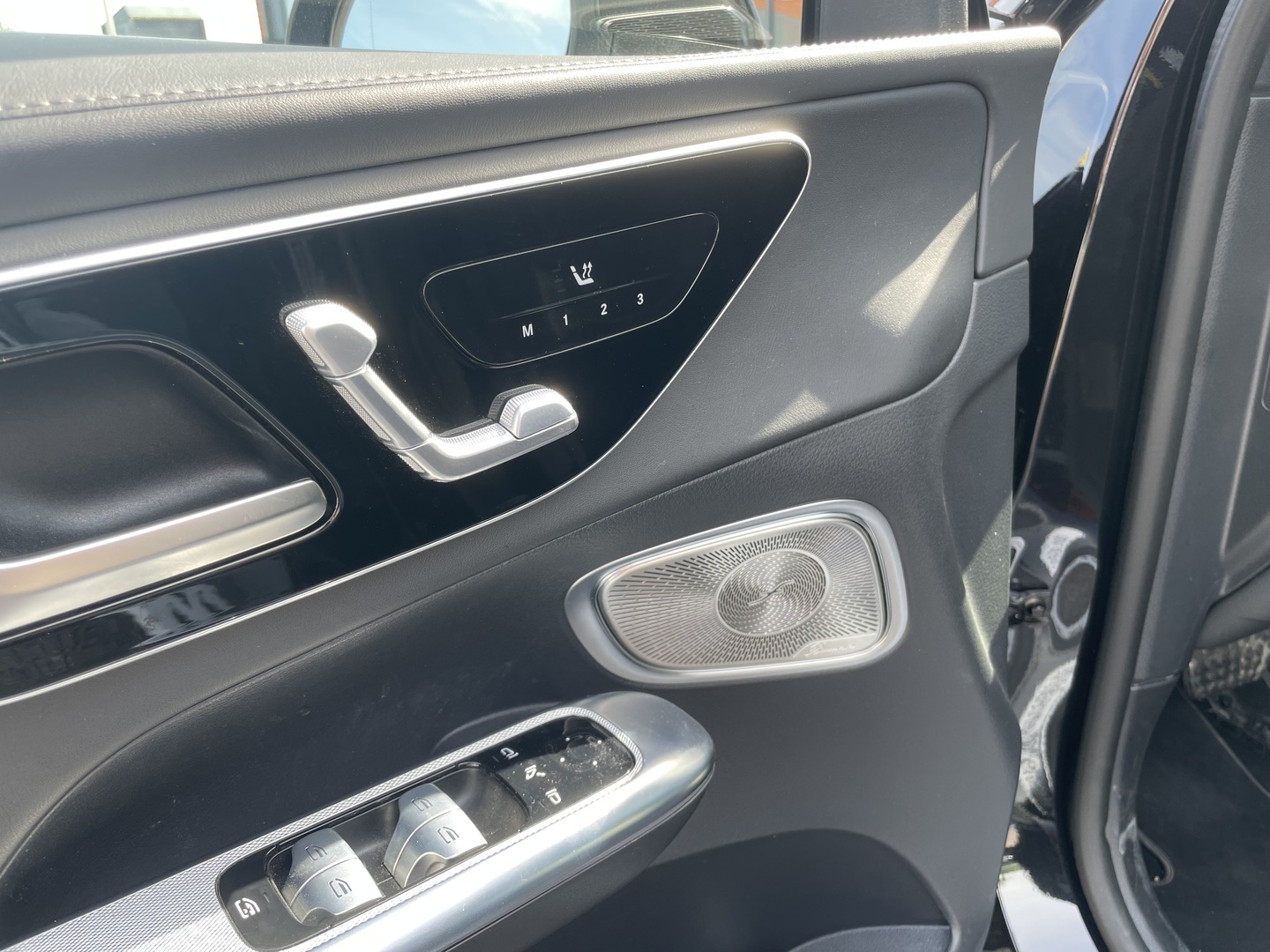MERCEDES-BENZ GLC 2023