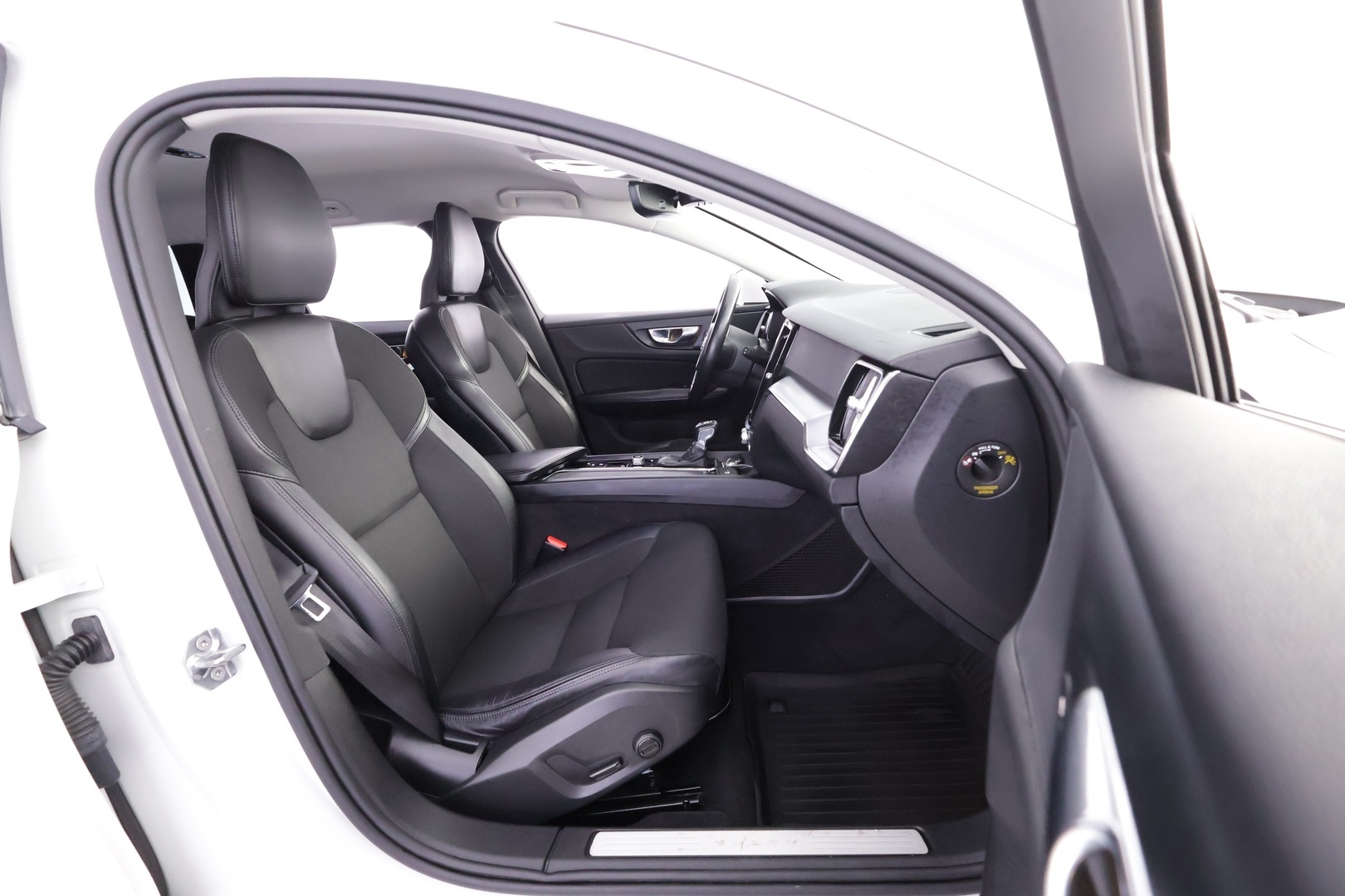 VOLVO V60 Cross Country 2019