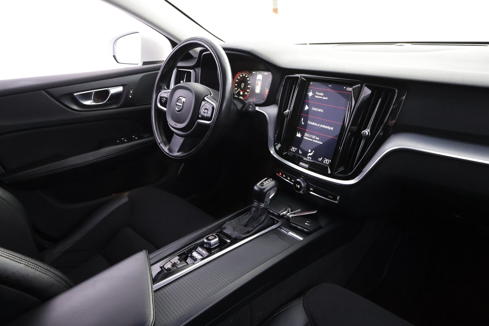 VOLVO V60 Cross Country 2019