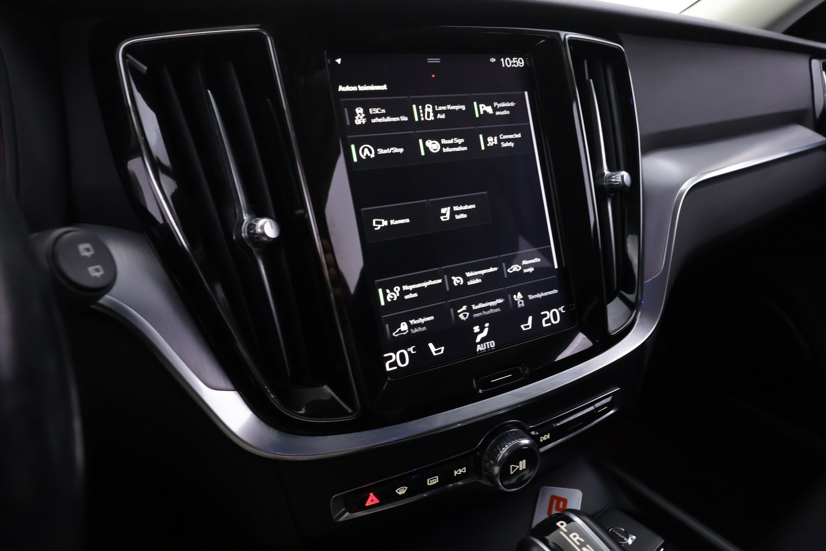 VOLVO V60 Cross Country 2019