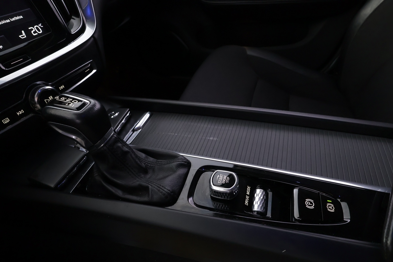 VOLVO V60 Cross Country 2019