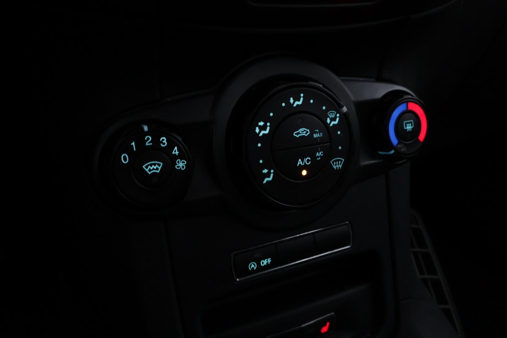 FORD Fiesta 2013
