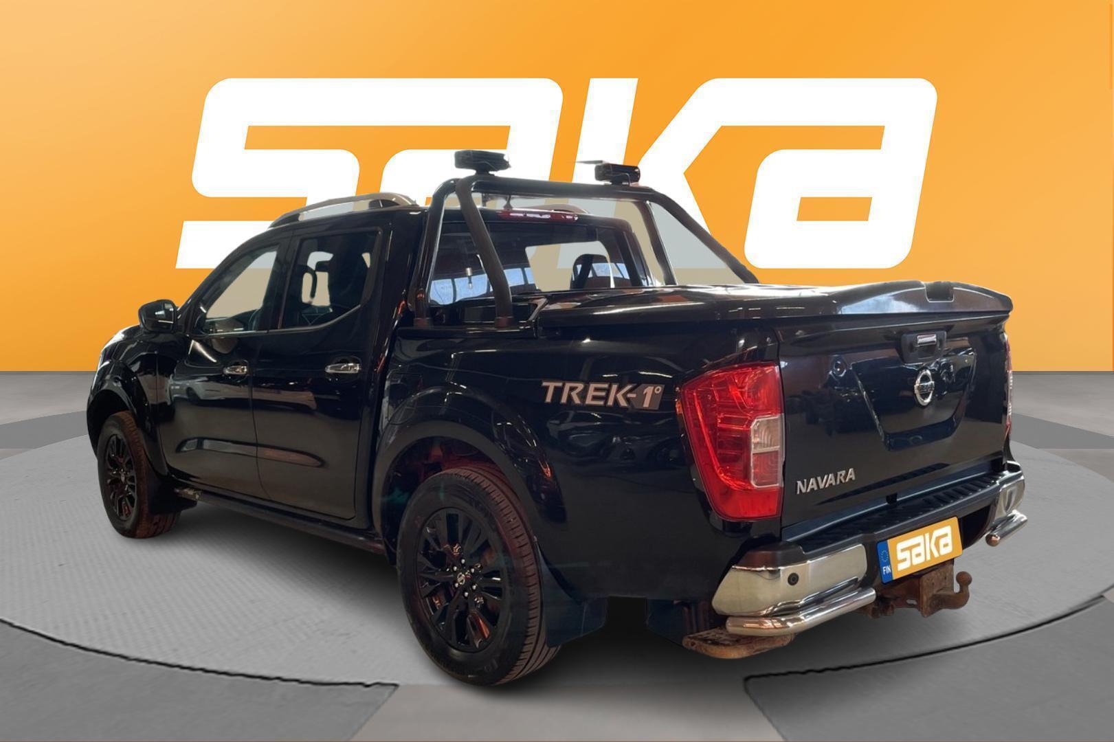 NISSAN Navara 2017