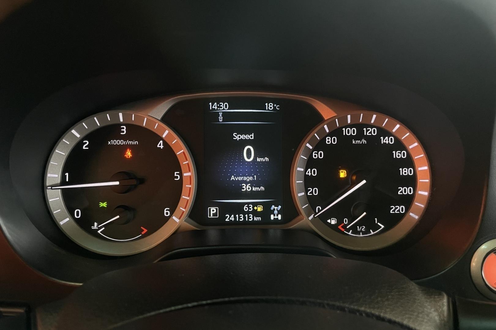 NISSAN Navara 2017