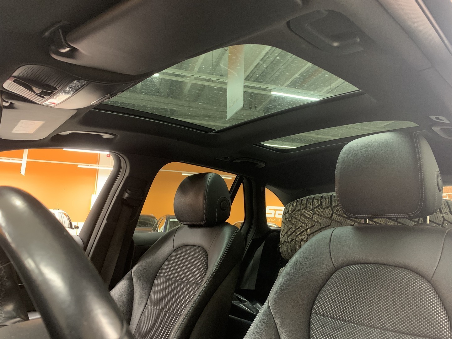 MERCEDES-BENZ GLC 2016