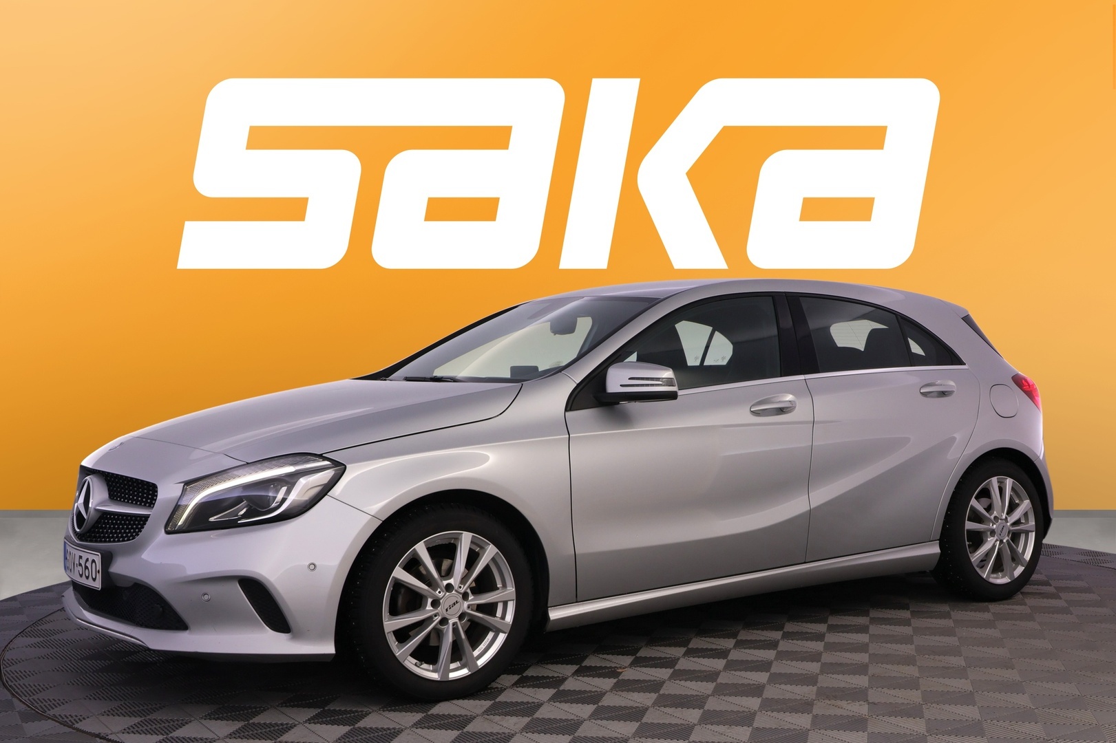 MERCEDES-BENZ A 2016