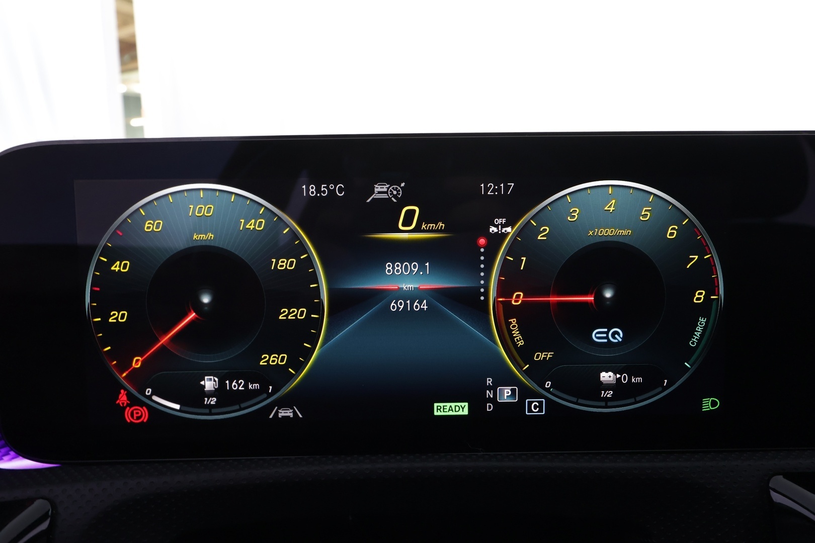MERCEDES-BENZ CLA 2023