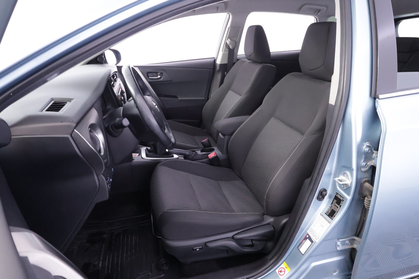 TOYOTA Auris 2013