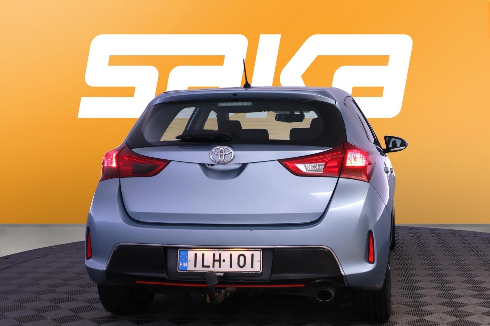 TOYOTA Auris 2013