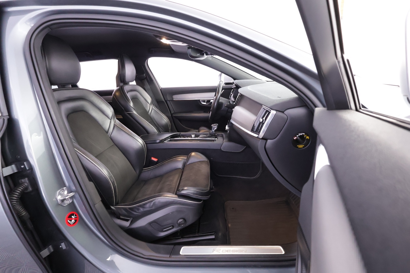 VOLVO V90 2018