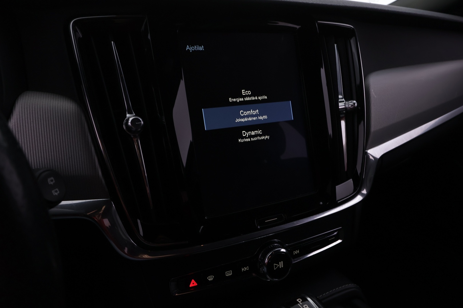 VOLVO V90 2018