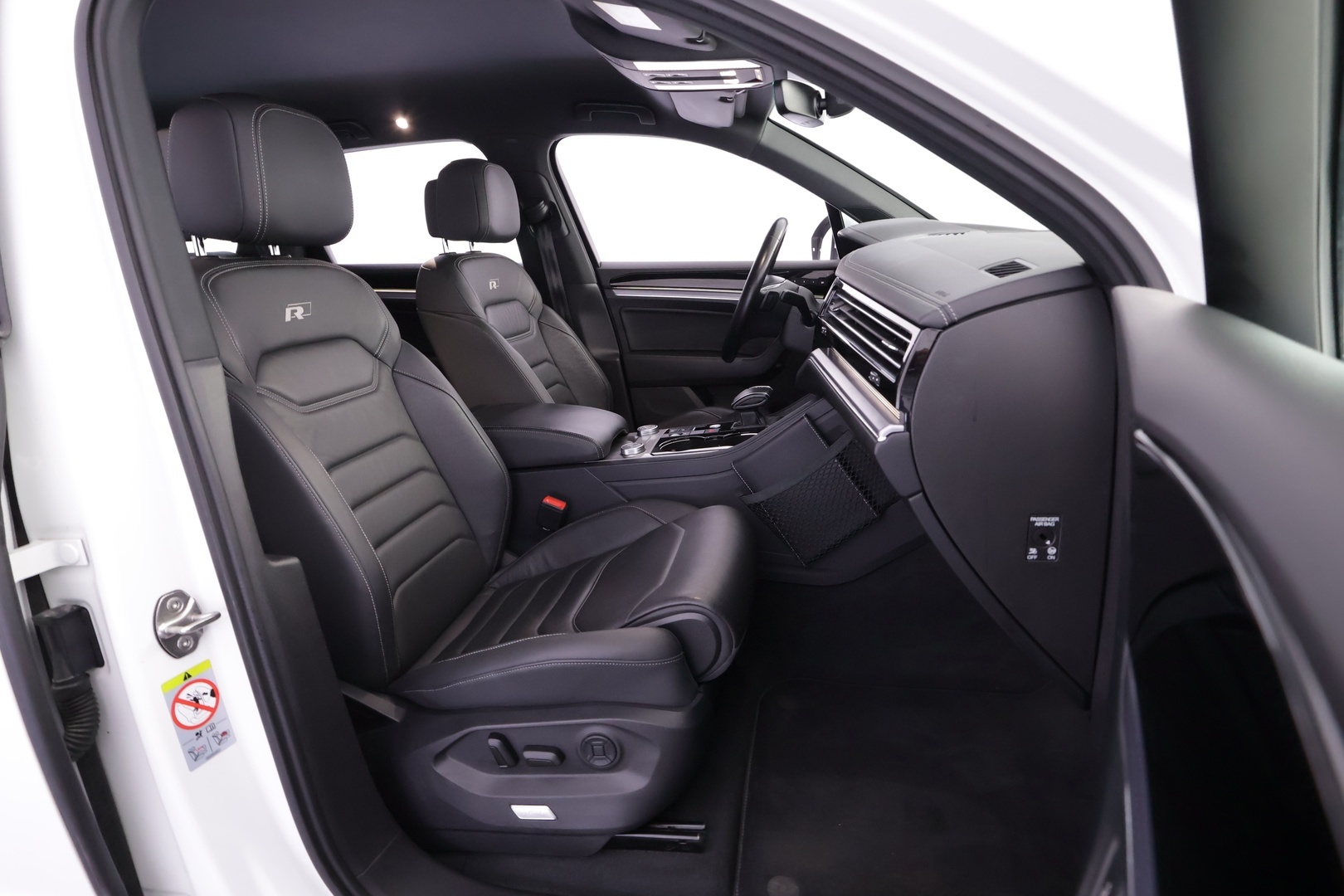 VOLKSWAGEN Touareg 2019