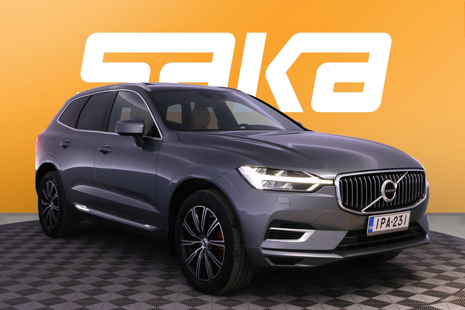 VOLVO XC60 2019