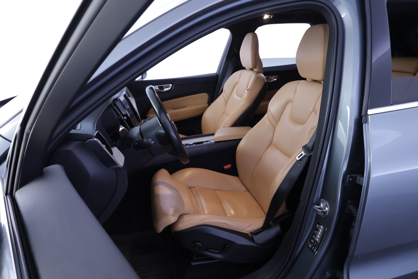 VOLVO XC60 2019