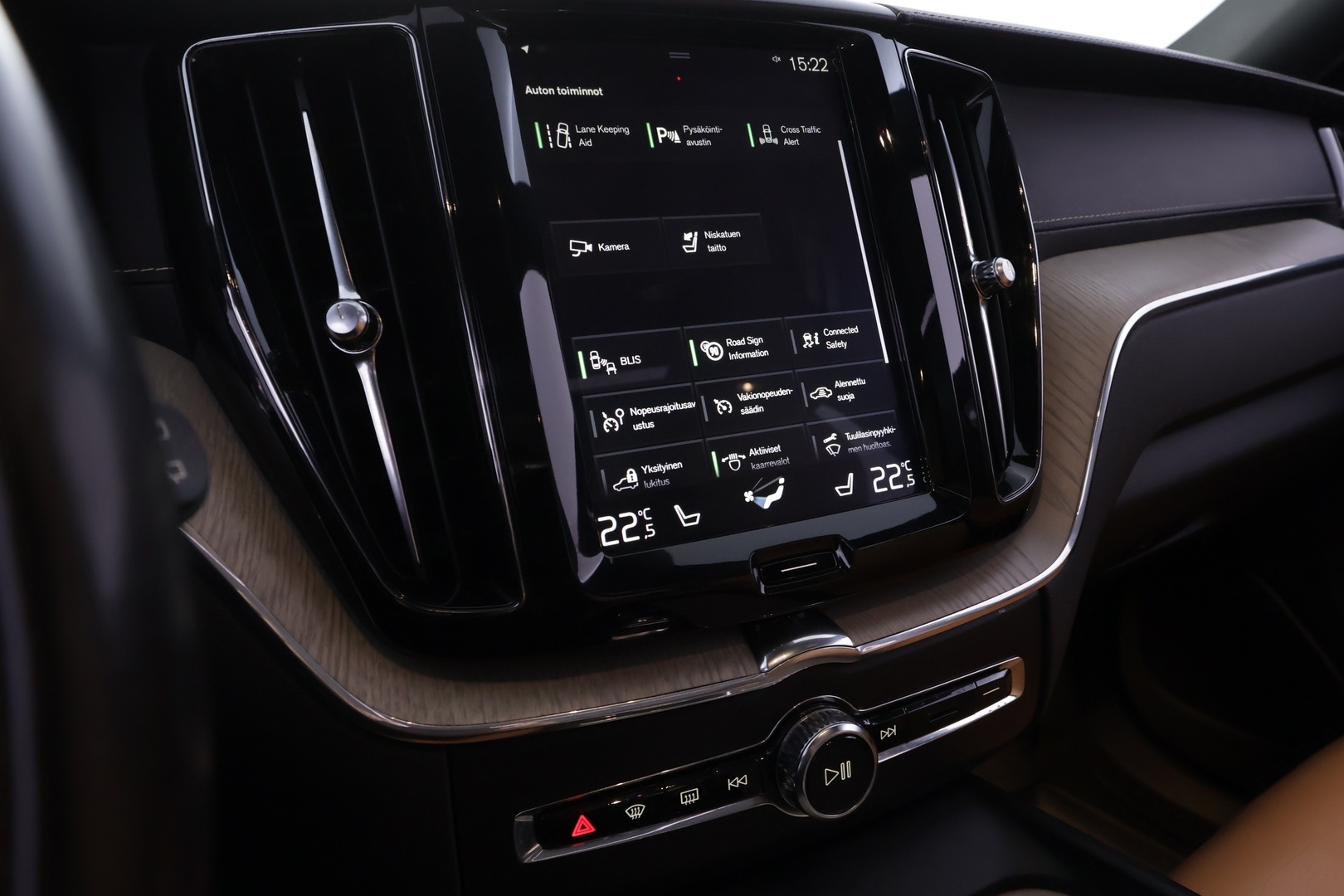 VOLVO XC60 2019