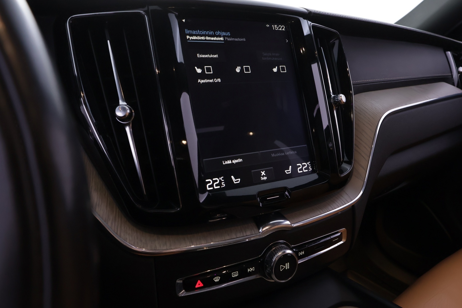 VOLVO XC60 2019